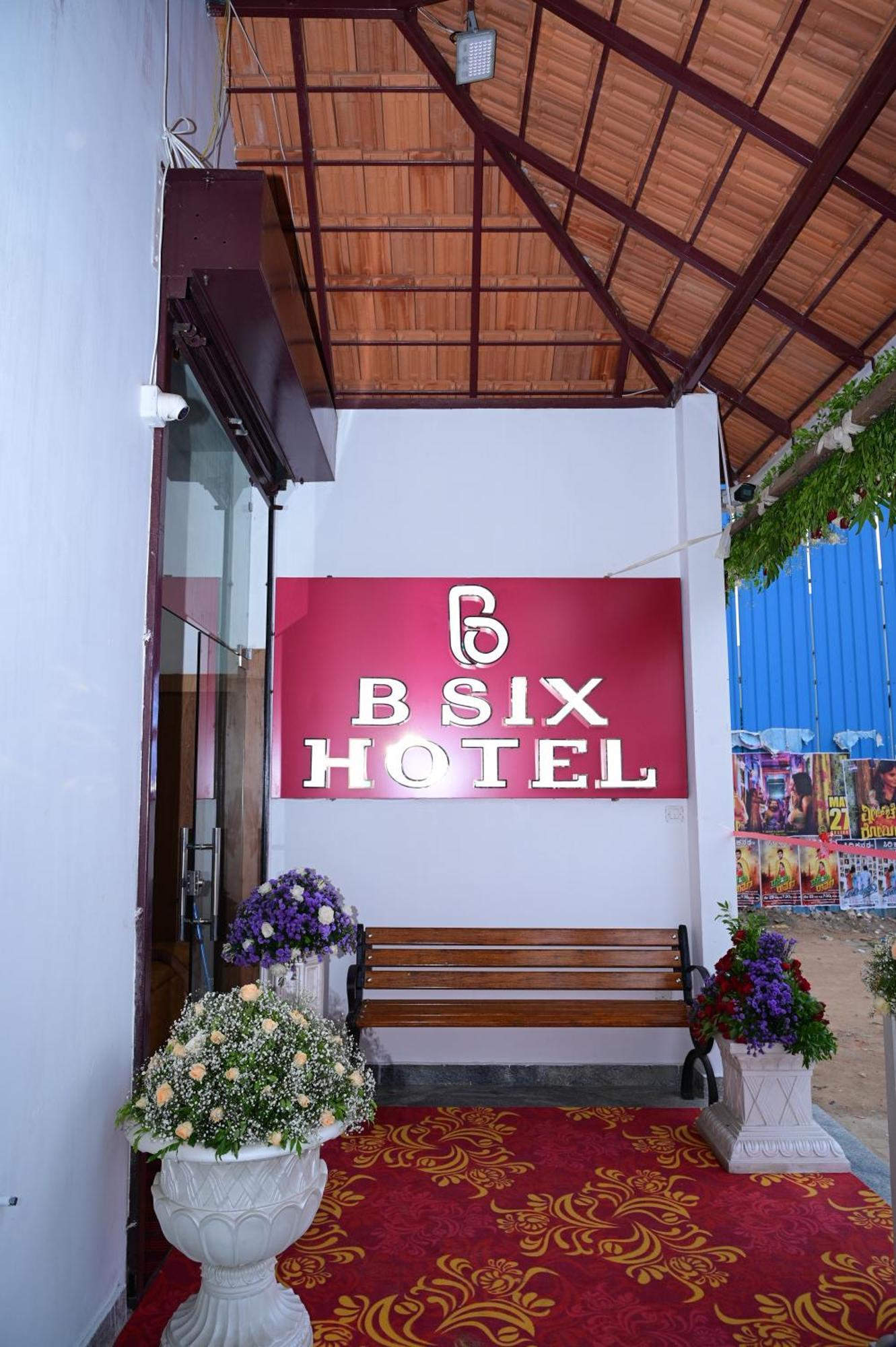 B Six Hotel Bangalore Eksteriør billede