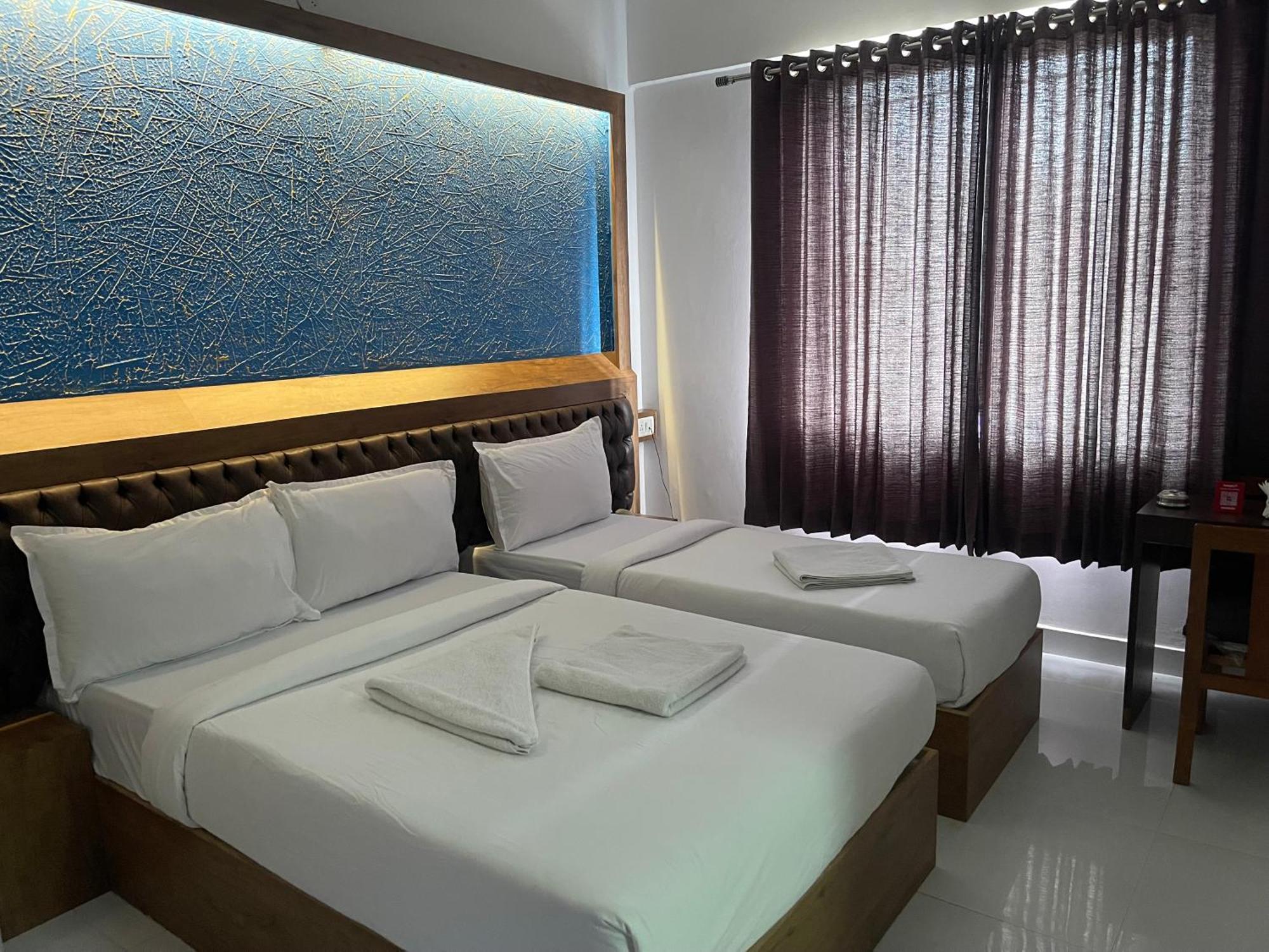 B Six Hotel Bangalore Eksteriør billede