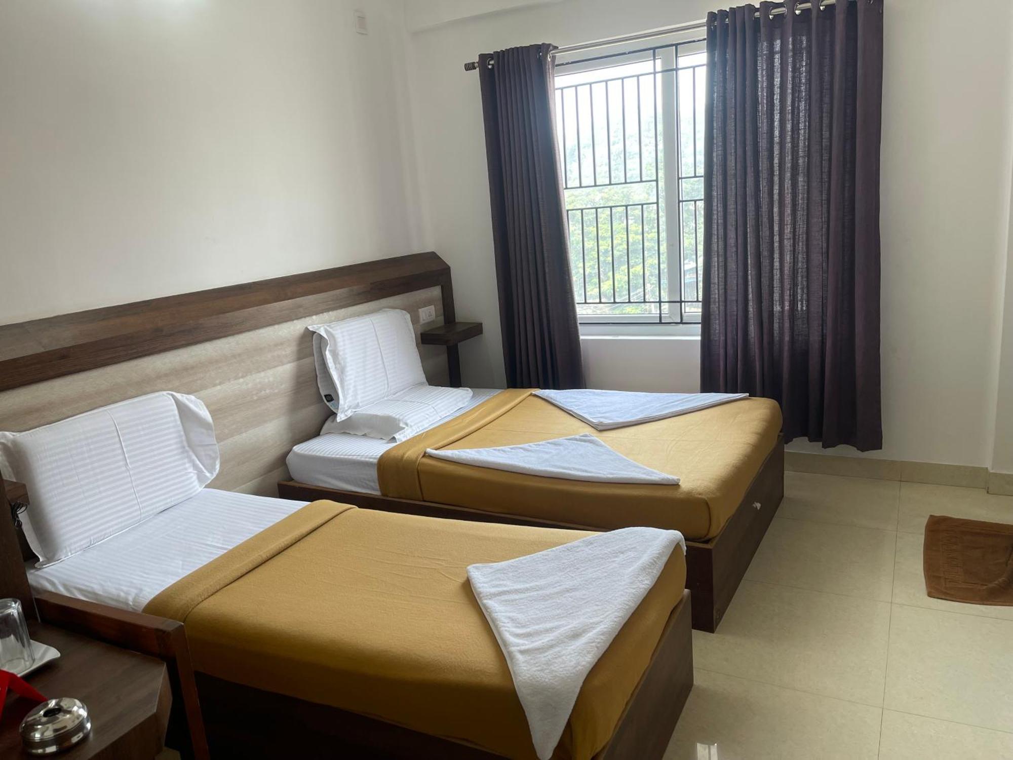B Six Hotel Bangalore Eksteriør billede